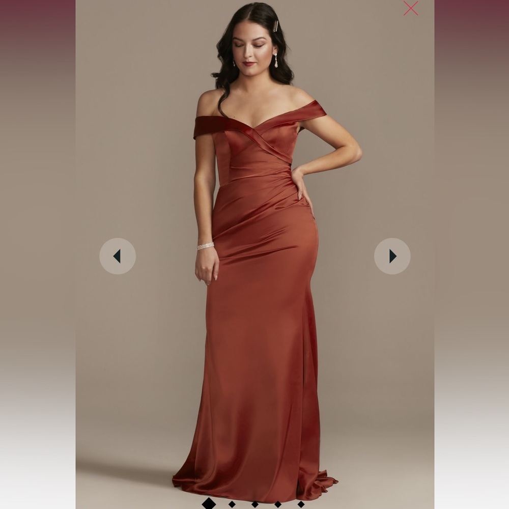 Bridesmaid/Formal gown.
